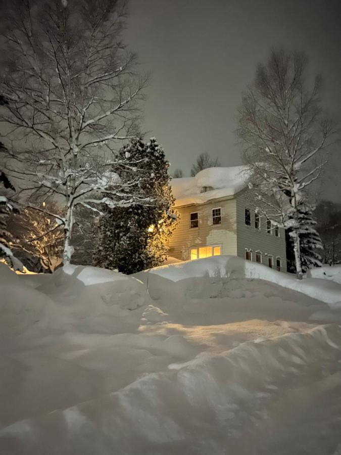 Chalet Banff - 6 Bedroom 6 Bathroom Ski Lodge Niseko Exterior photo