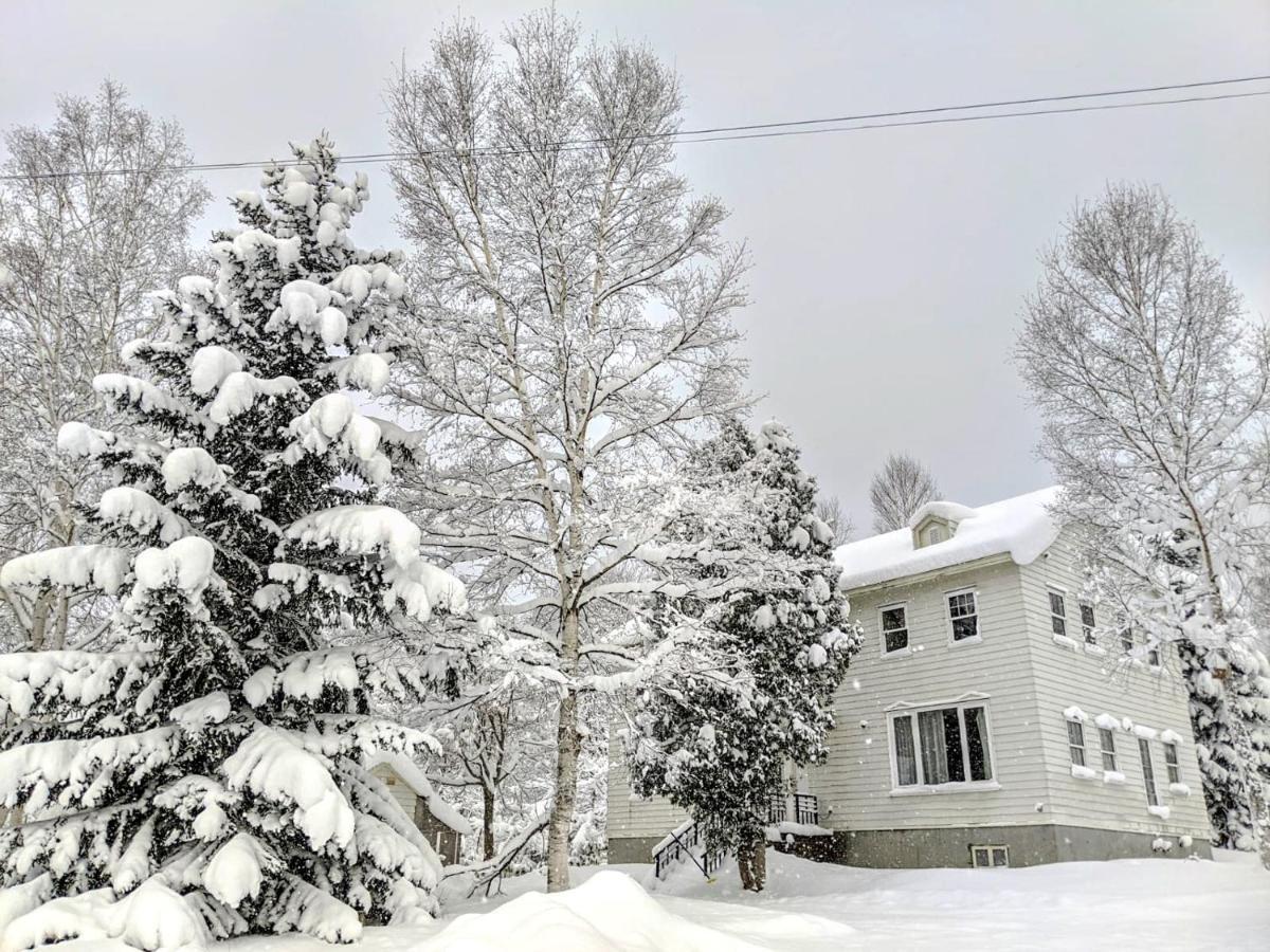 Chalet Banff - 6 Bedroom 6 Bathroom Ski Lodge Niseko Exterior photo